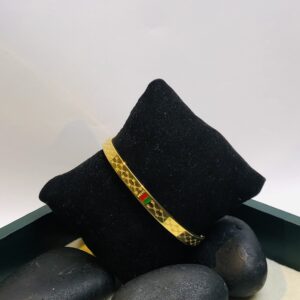 Gucci bangale