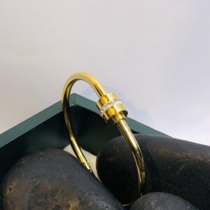 Golden bangale with diamond