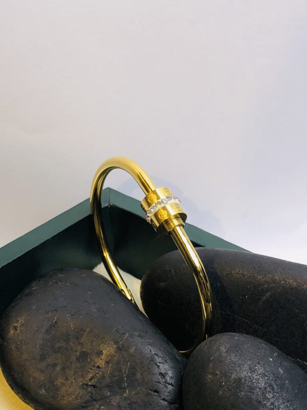 Golden bangale with diamond